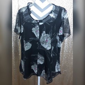 GUC Jones New York flowy shirt with ruffle collar